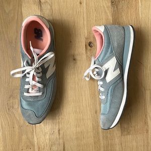 New Balance Light Blue